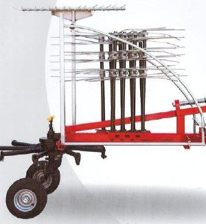 YT-3.30 Şanzımanlı Ot Toplama Tırmığı 2 Tekerlekli